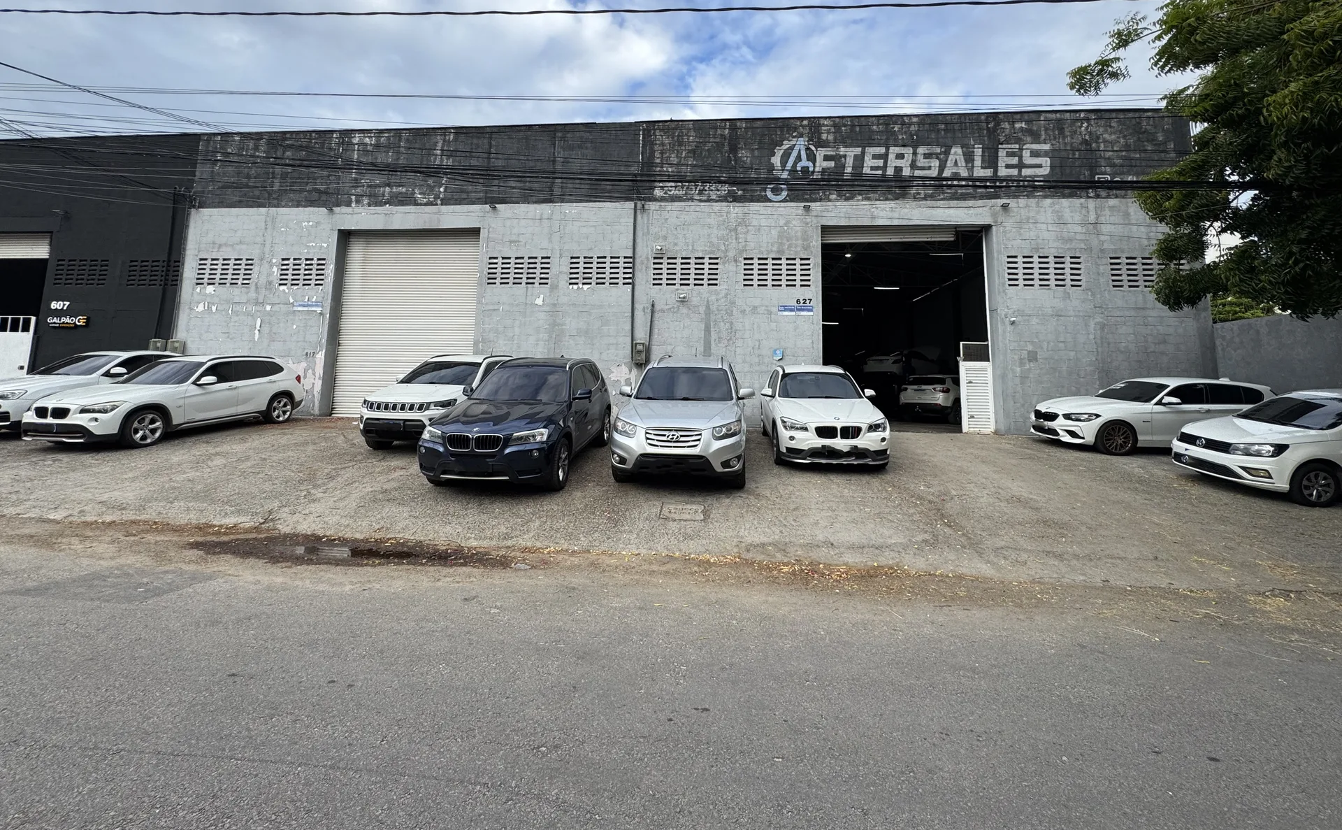 Fachada da oficina Aftersales RP Car Service, especializada em BMW e veículos premium em Fortaleza